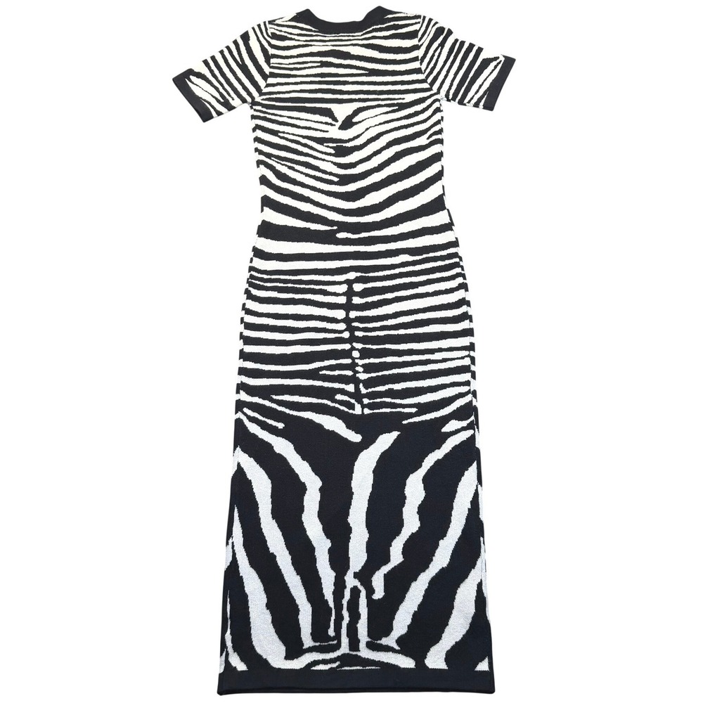 Fashion Nova Zebra Print Sweater Dress Medium Black White‎ Animal Bodycon Night